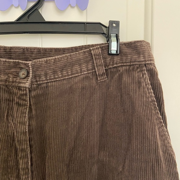 EUC | Vintage Woolrich‎ 1964 women’s dark chocolate corduroy pants — 14 petite - Picture 2 of 6